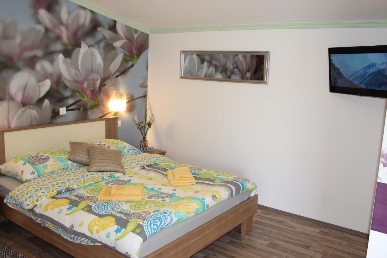 Rooms Katarina Kadumi Ngoại thất bức ảnh